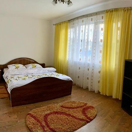 דירות Cazare Apartament Orşova מראה חיצוני תמונה